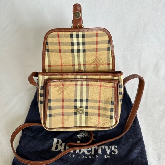 **AUTHENTIC** Burberry Haymarket Check Crossbody Bag - Vintage - Picture 3 of 10